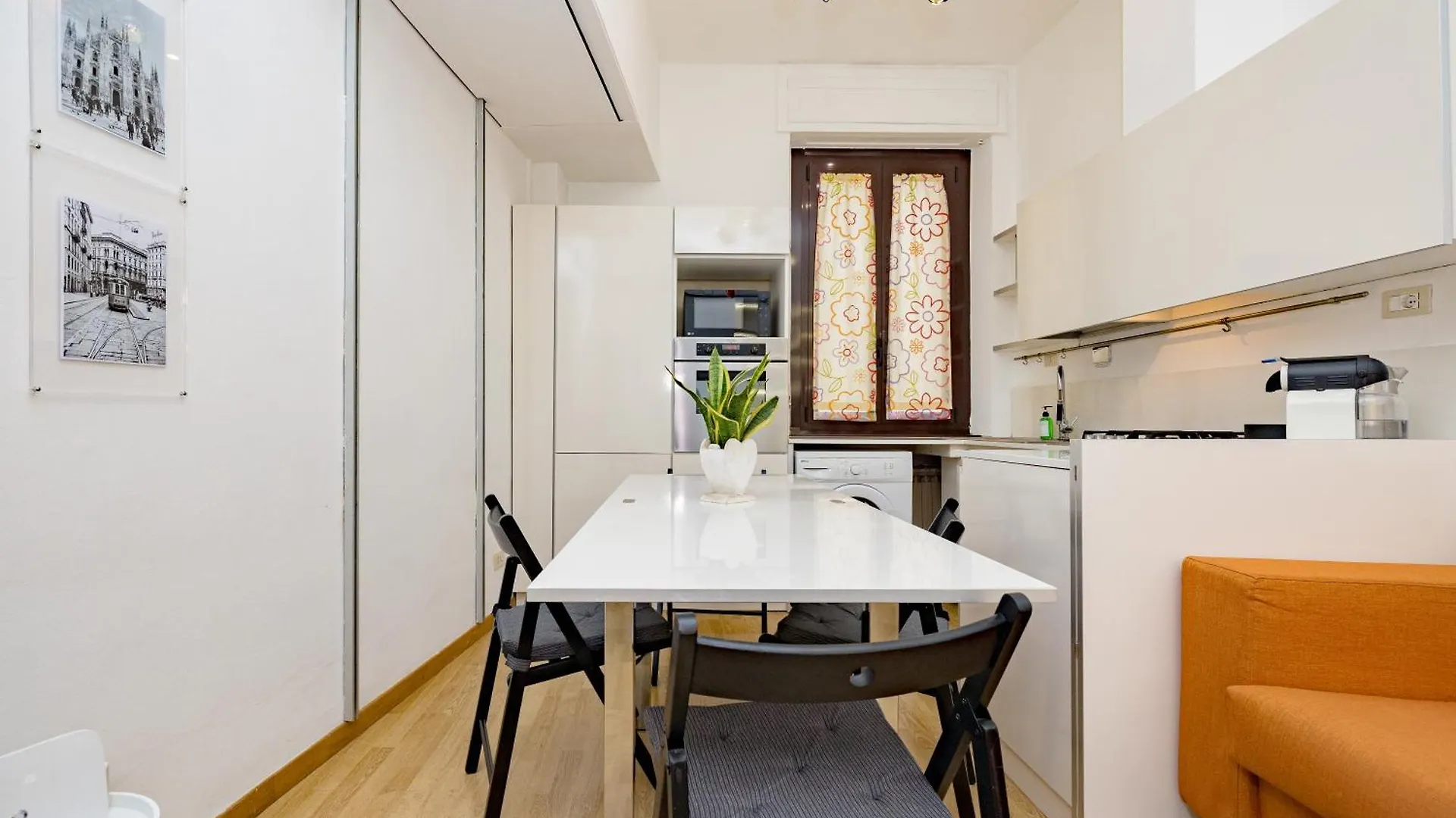 Minimal Apartment Near Bocconi University Mailand