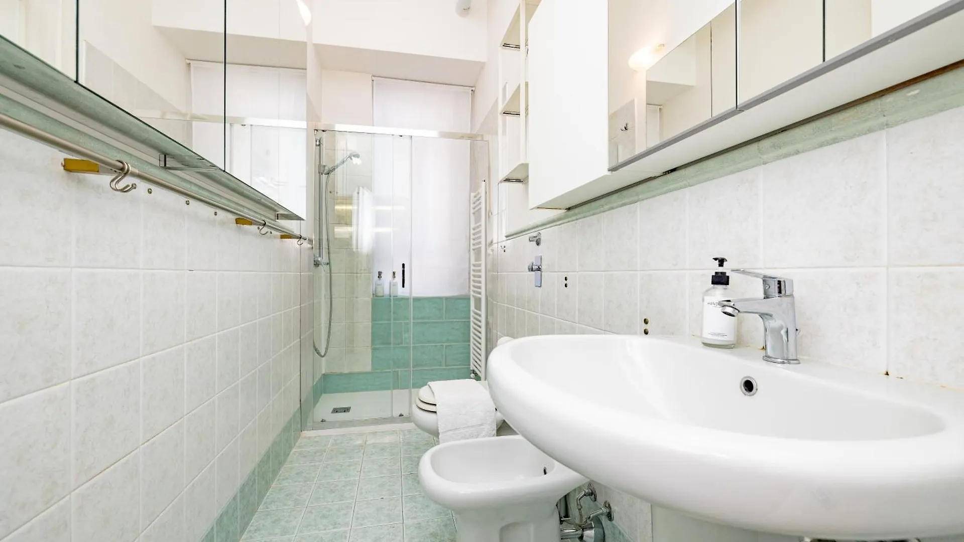 Minimal Apartment Near Bocconi University Mailand Italien