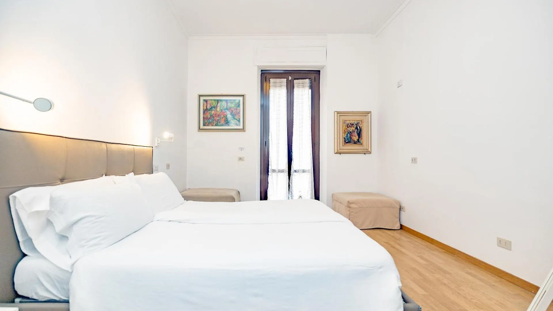 Minimal Apartment Near Bocconi University Mailand